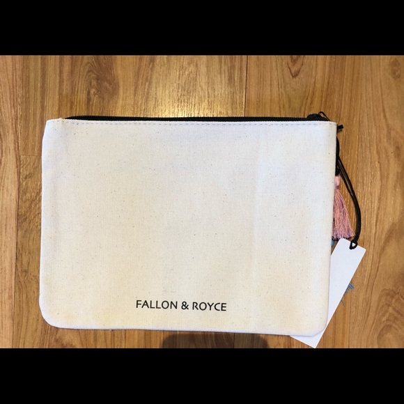 🆕 ✨FALLON & ROYCE Canvas Tassel Pouch Bag - Picture 4 of 4